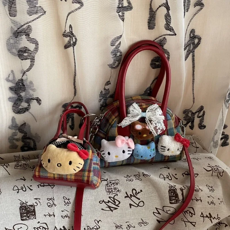 

Hello Kitty Bag MINISO Anime Peripheral Retro Style Grid Pattern Plush Doll The Single Shoulder Bag Cartoon Fashion Zipper Cute