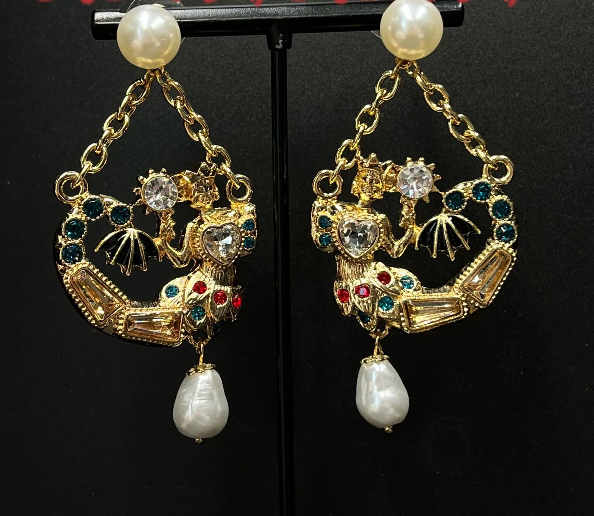 European and American retro exaggerated personality mermaid pearl earrings