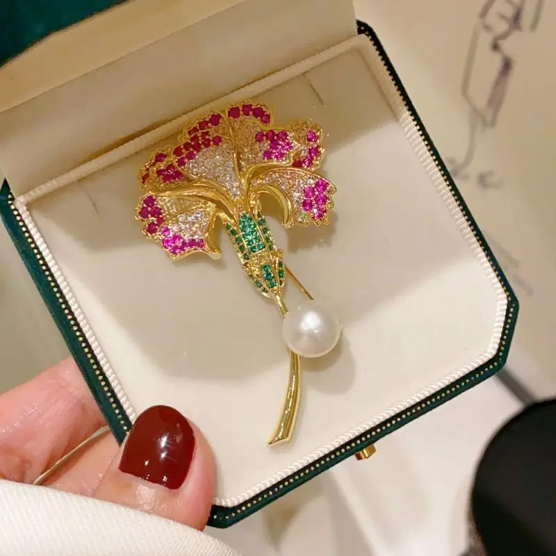 Premium Crystal Rhinestone Carnation Flower Brooch Women Lapel Pin for Bridal Party Bridesmaid Present