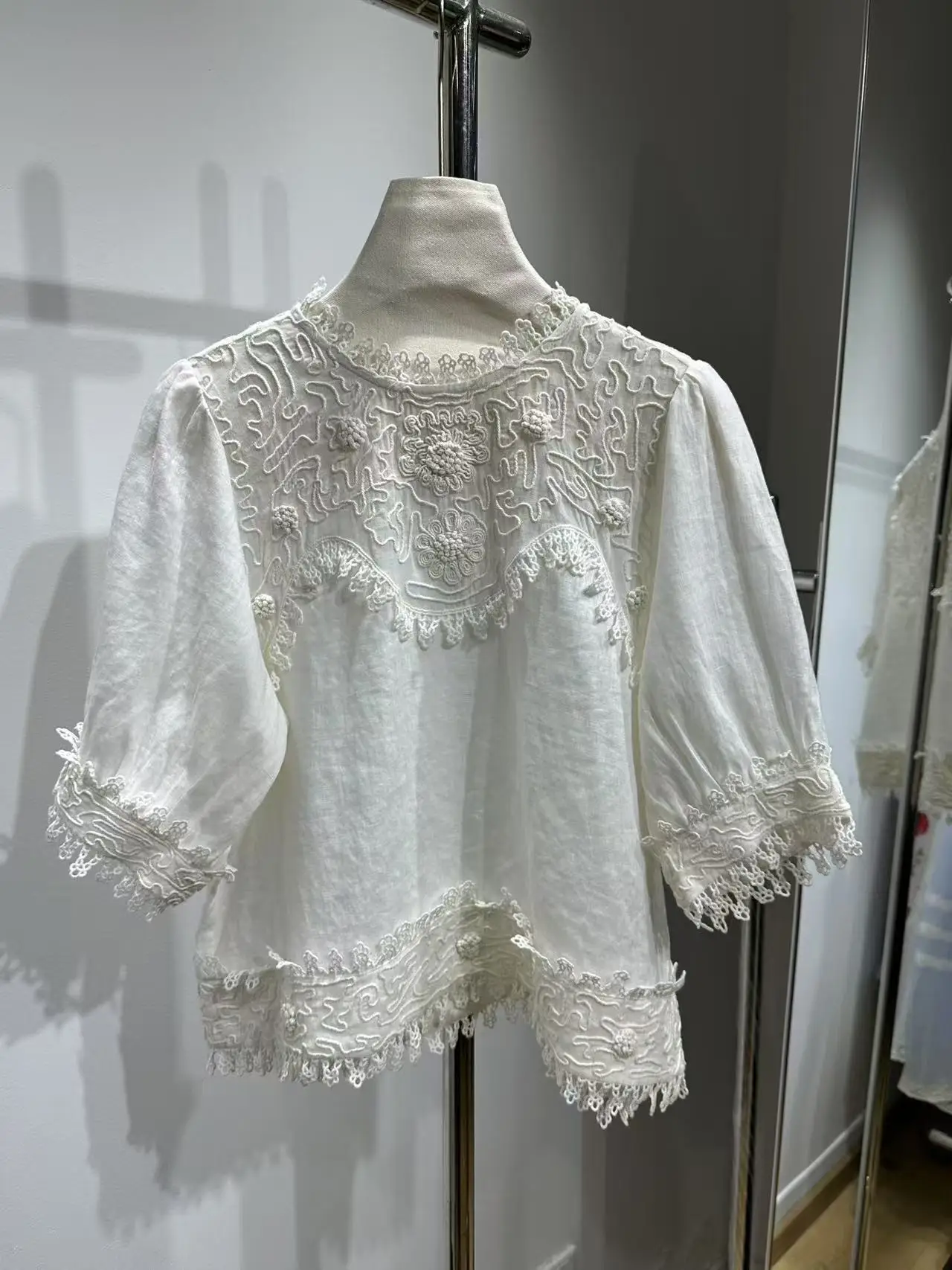 

White Embroidery Short Sleeve Blouse Tops 2025 New Arrivals