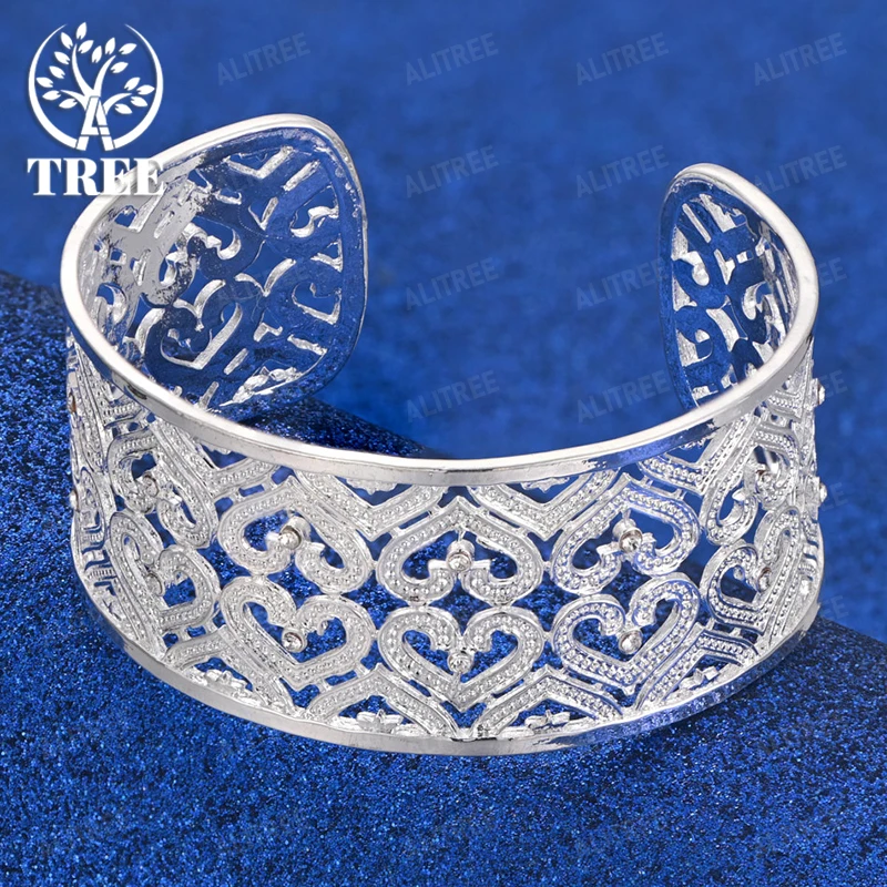

AAA Zircon 925 Sterling Silver Retro Carving Hollow Heart Pattern Bangle For Women Party Valentine's Day Jewelry Accessories