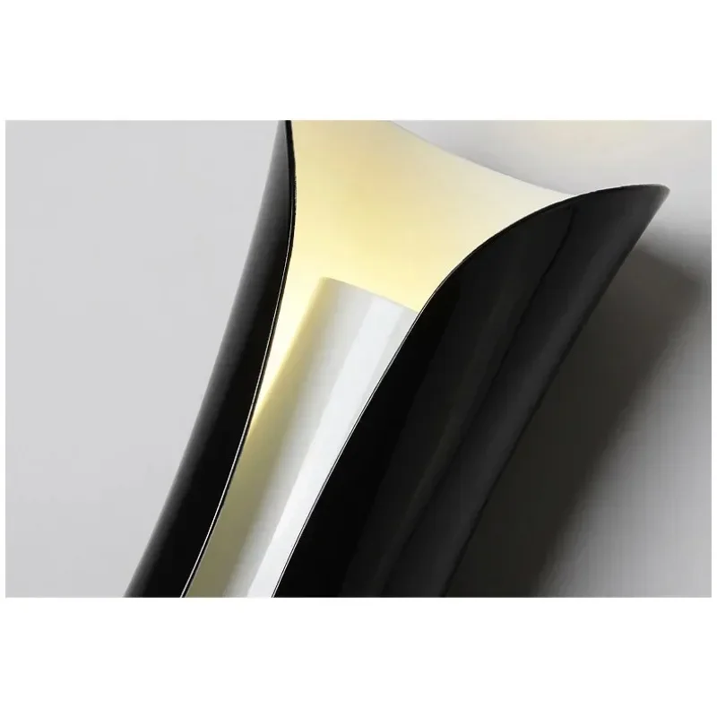 

Modern Minimalist Metal Black Color or White Color Wall Mounted Light New Fashion Lighting Lamps