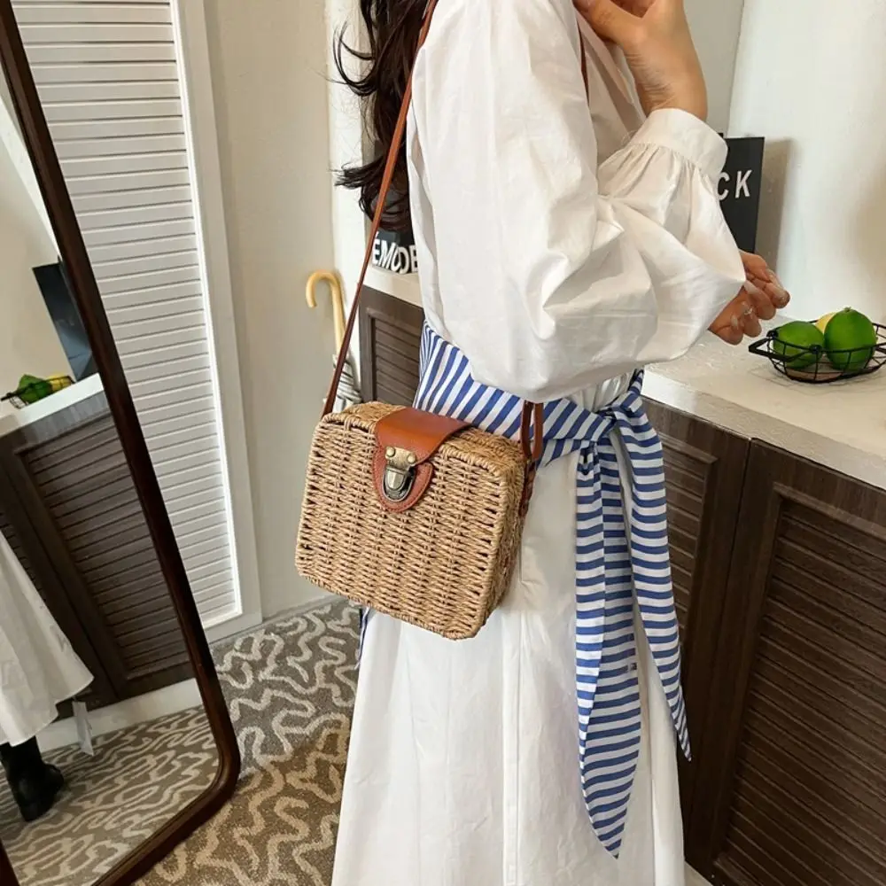 

Simple Bohemian Rattan Weave Bag Hollowed Out Ethnic Style Straw Shoulder Bag Leather Buckle Handbag Beach Bag Shopping