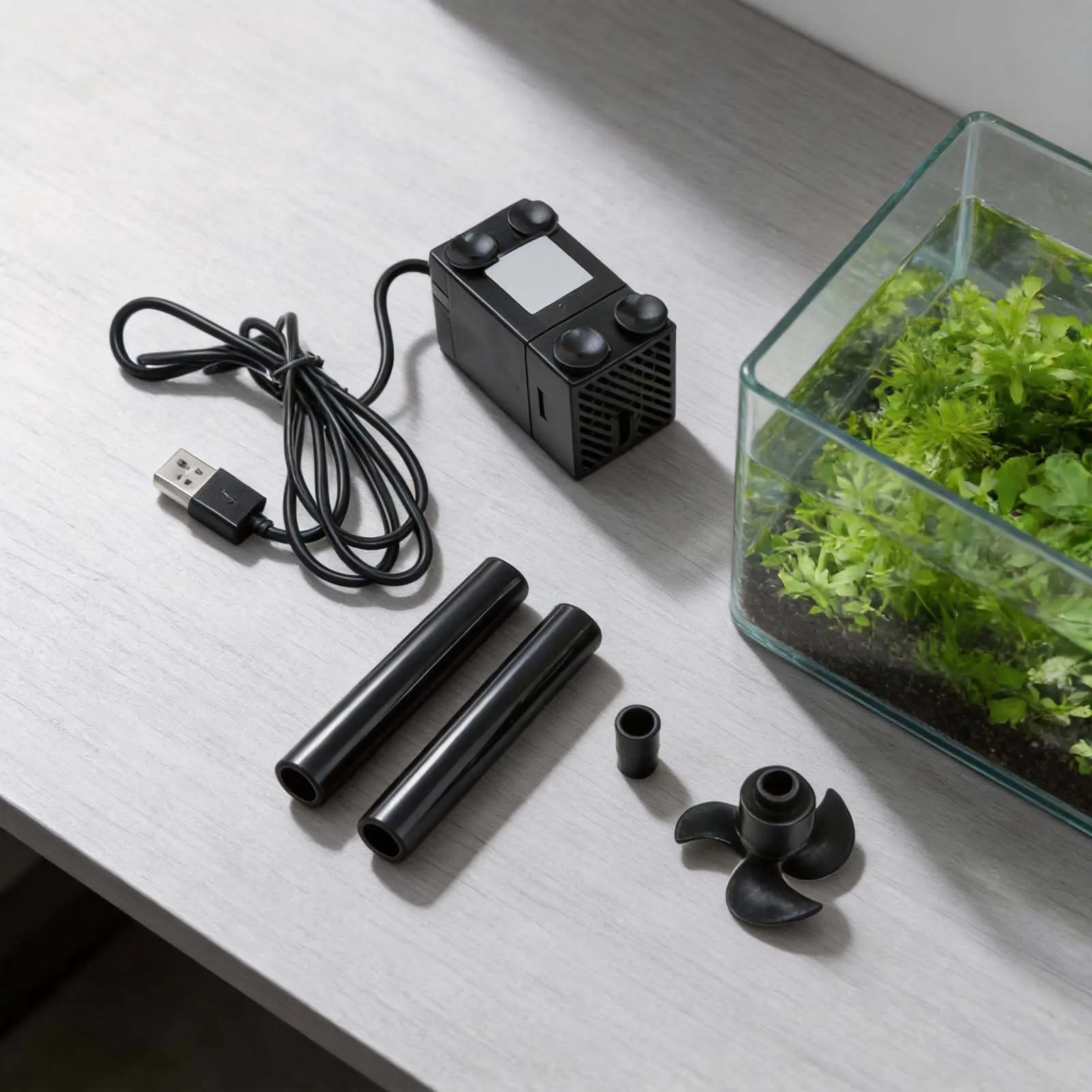 Compact Submersible Pump for Aquarium Use with Wave Making Function and Oxygen Enrichment Supports Freshwater and Marine Setups