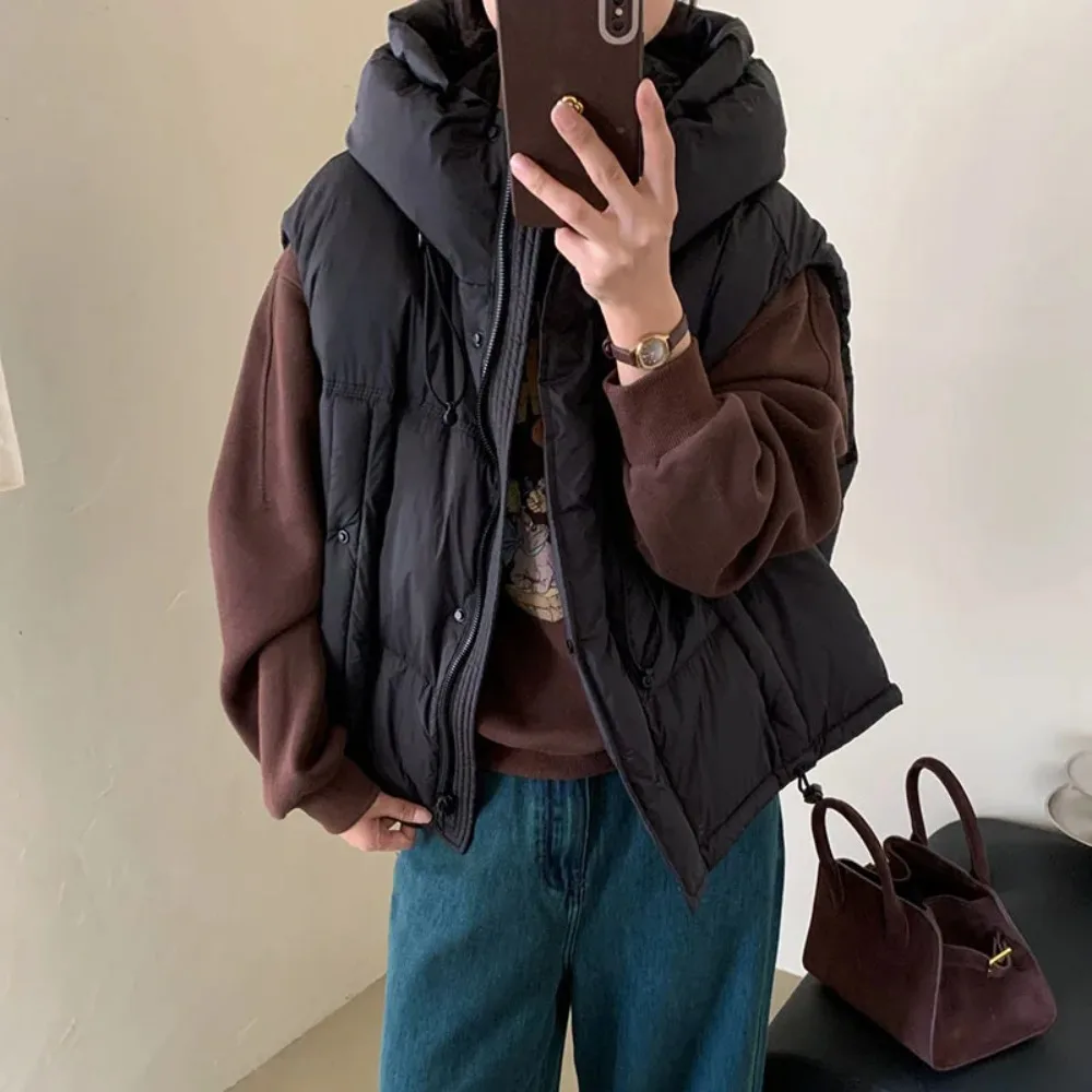 

2025 NEW Women's White Duck Down Vest Snow Clothes Down Vest Loose Commuting Hooded Short European Autumn Winter New Down Jacket