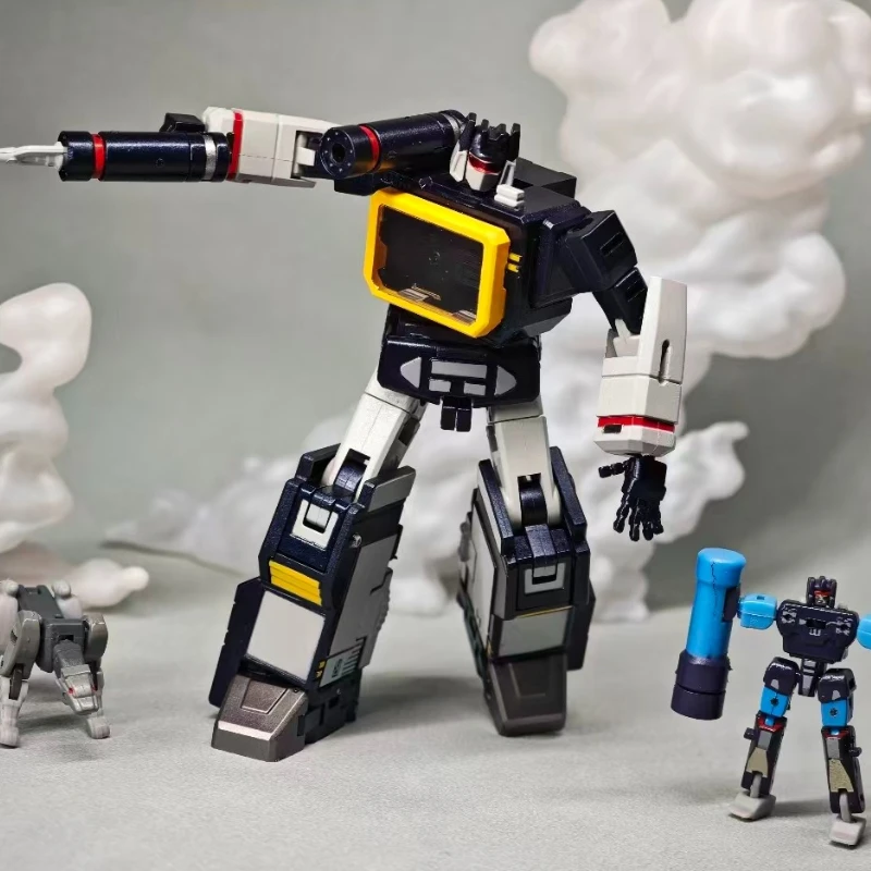 

Официальная фигурка-модель Hasbro Transformers в оригинальной расцветке (с использованием технологий Sonic Tape)