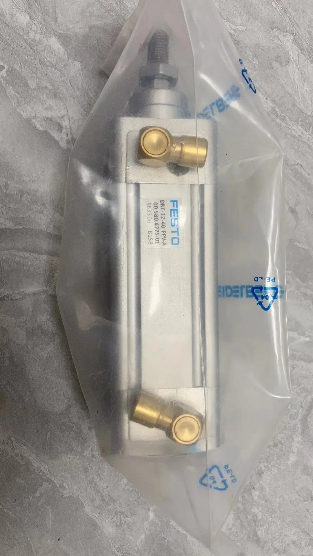 

Aventics 32x40 Pneumatic Cylinder D32 H40 DW 00.580.4275 Heidelberg SM102 CD102 Printing Machinery Spare Parts