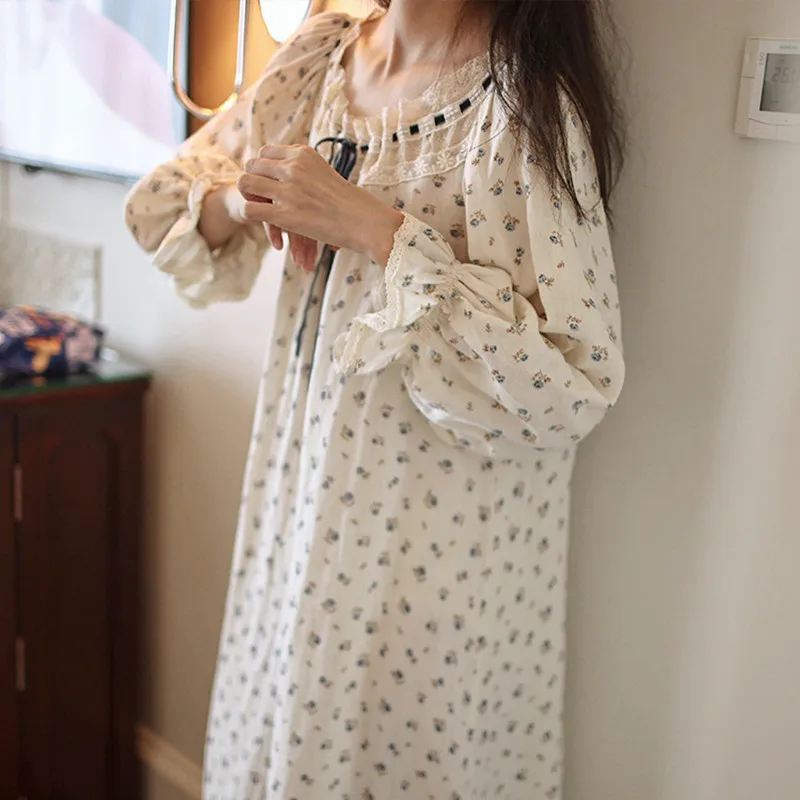 Women Sweet Printed Full Sleeves Nightdress Vintage Lace Round Neck Long Nightgowns Loose Design 100% Cotton Nightie Sleepwear