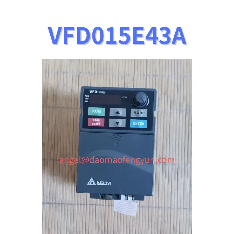 

VFD015E43A Used inverter 1.5kW operating function OK