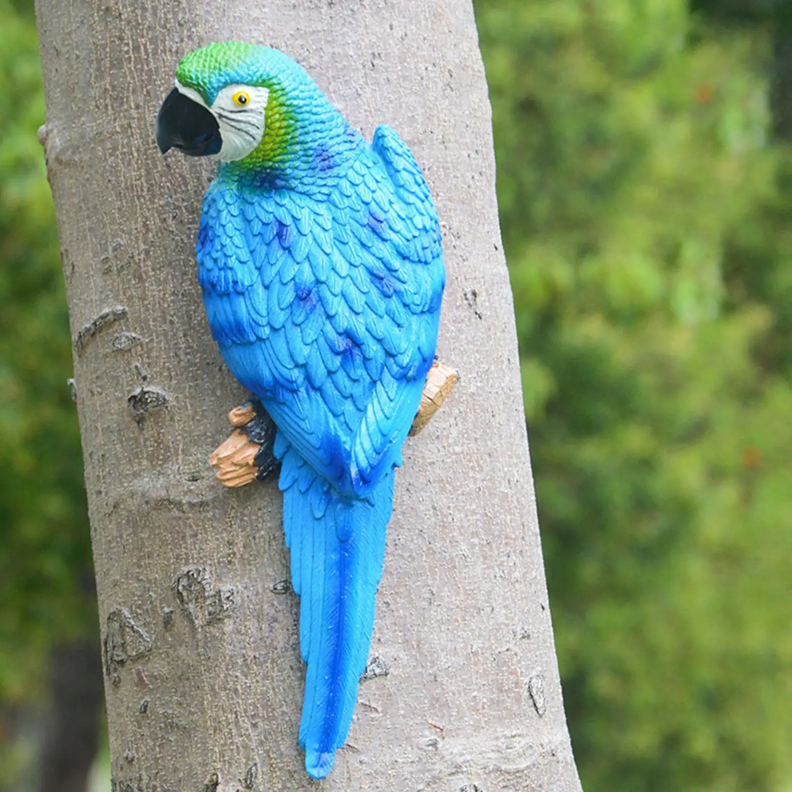 2 Pieces Parrot Figurines Yard Art Decor Tree Decor Art Crafts Hanging Garden Statues for Courtyard Backyard Balcony Porch