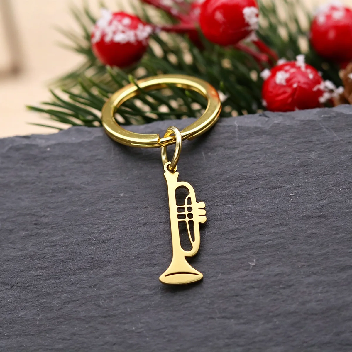 Vintage Trumpet Keychain Stainless Steel Music Trumpet Key Ring Charm Cute Things  Keychain Nice Gift for Musicians Bag Decor