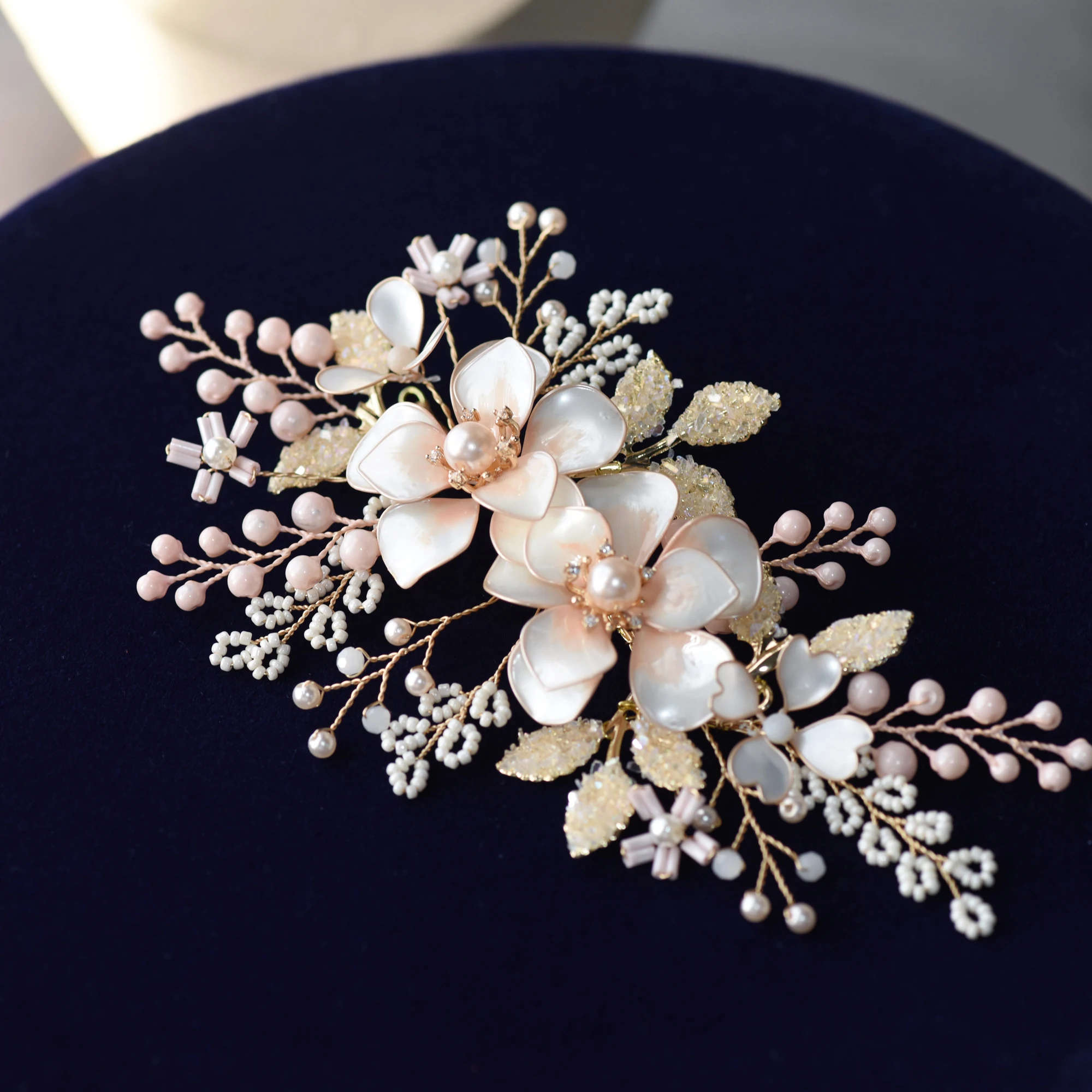 Ligth Pink Flower Brides Barrettes Pearls Head Wear Tiaras Hairbands Wedding Hair Accessory Evening Headdress