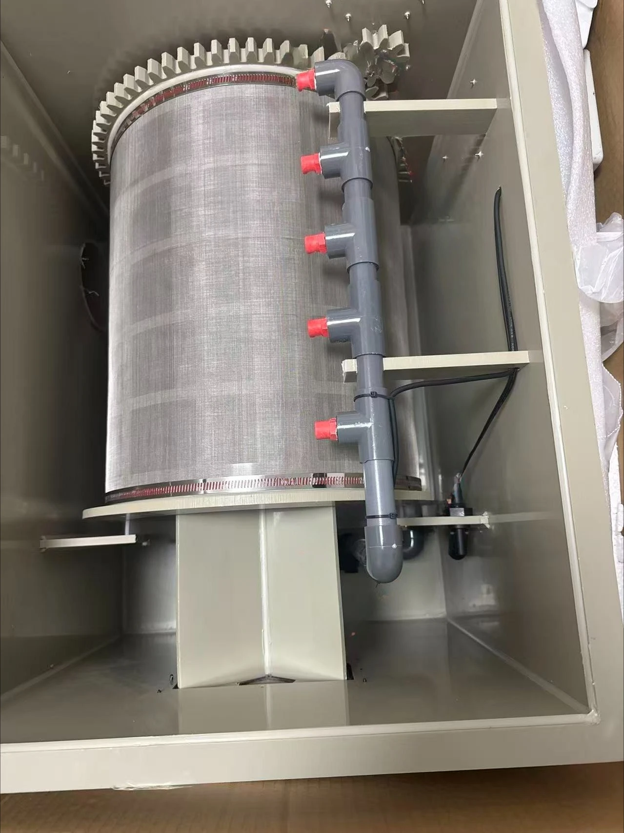 20 Ton Auto Backwashing Micro Drum Filter Circulation Purification System For Koi Pond Aquaculture Water Treatment