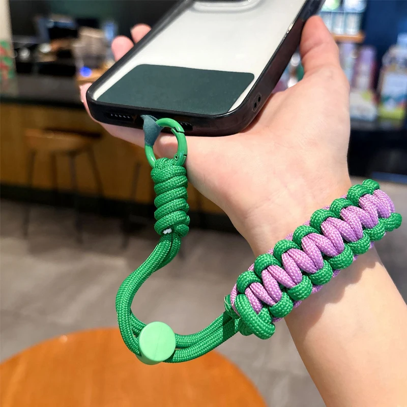 2025 Baru Tenun Tangan Tali Pergelangan Tangan Pendek Dapat Disesuaikan Tali Telepon Luar Ruangan Casing Universal Rantai Kabel Selempang Rantai Pesona Antihilang
