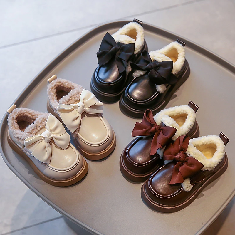 

Warm Short Plush Ankle Boots Girl 2025 Winter Cute Bowknot Decoration Slip On Boots Comfort Thick Bottom Non Slip Booties Child