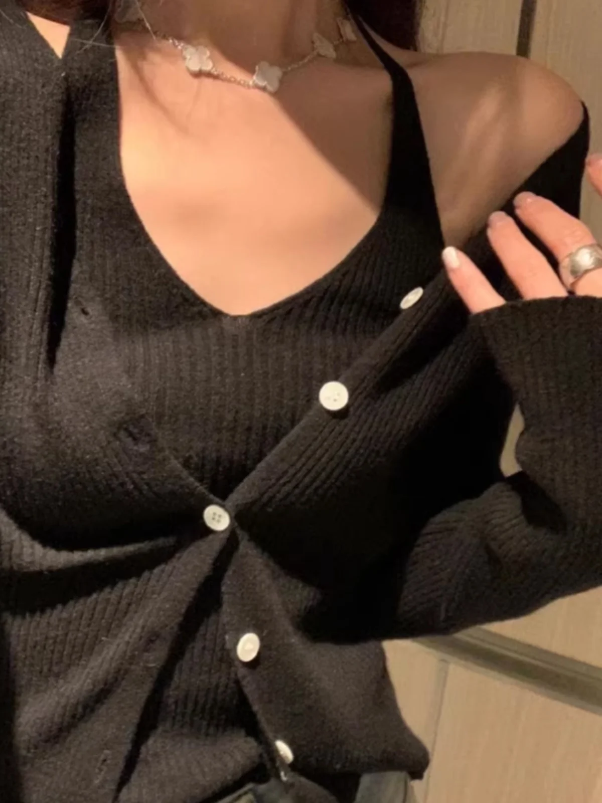 

Women's Long Sve Knitted Cardigan ort Sle Vintage Inner Wear Sweater Vest Top Two Piece Set Spring 2024 New Arrival