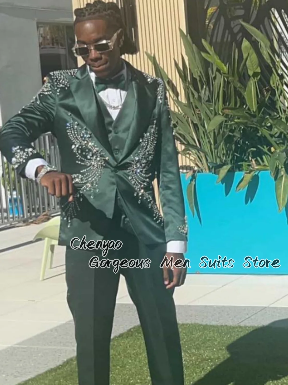 Elegant Fashion Rhinestone Men Suits Slim Customized Groom Tuxedos Business Male Prom Blazers 3 Piece Sets trajes para hombre