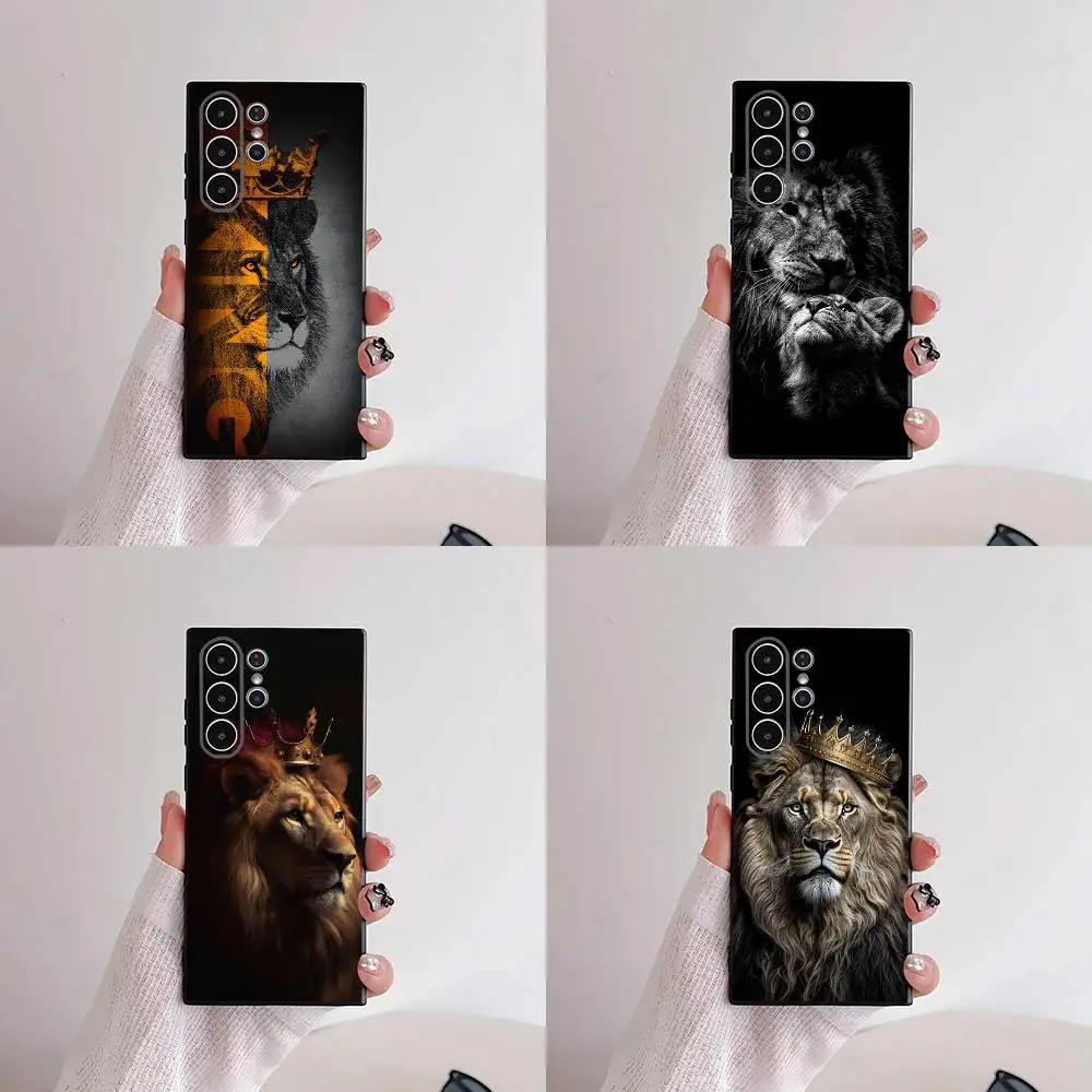 The Lion Phone Case For Samsung S25,S24,S21,S22,S23,S30,Ultra,S20,Plus,Fe,Lite,5G Black Cover