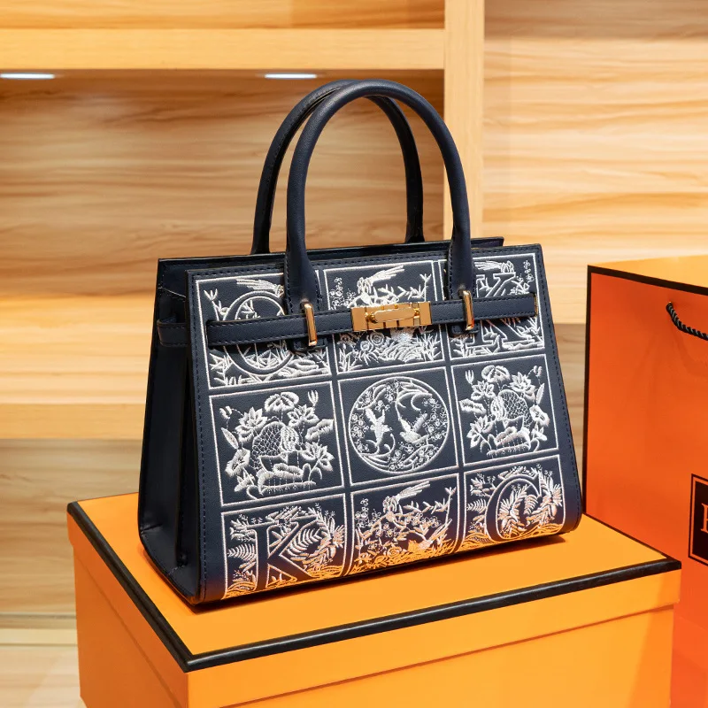 Light Luxury temperament Chinese style women's bag 2024 new high-end feeling new Chinese embroidery crossbody bag handbag