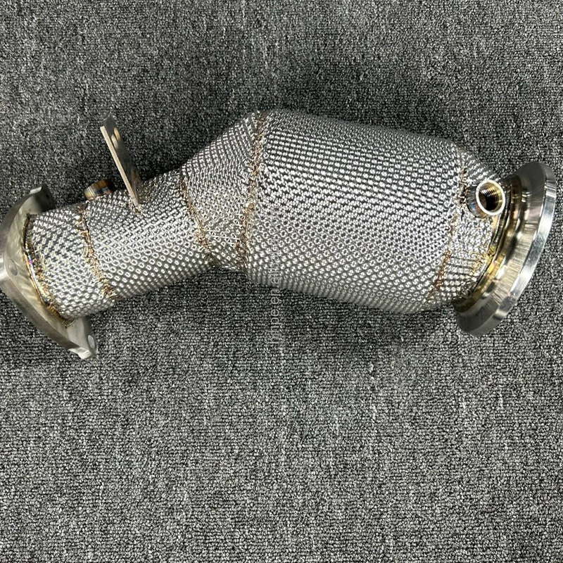 Leistungsstarkes Downpipe mit Katalysator für Land Rover Defender 3.0T PT306 Turbo Edelstahl-Auspuffkrümmer – Detail 4