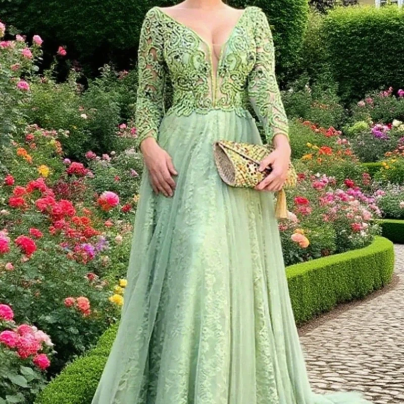 

Elegant Lace Mother Of The Bride Dresses V-Neck Long Sleeves Floor Length A-Line For Women Mom Long Formal Party Gowns