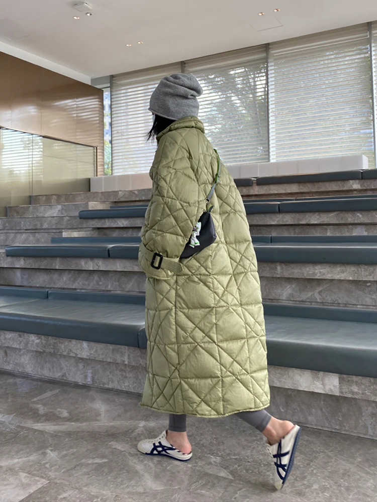 Luxury Quilted Long down jacket Women 2024 Winter Warm Streetwear Long sleeve puffer coat Oversized Glossy Parkas INKEO 3O334