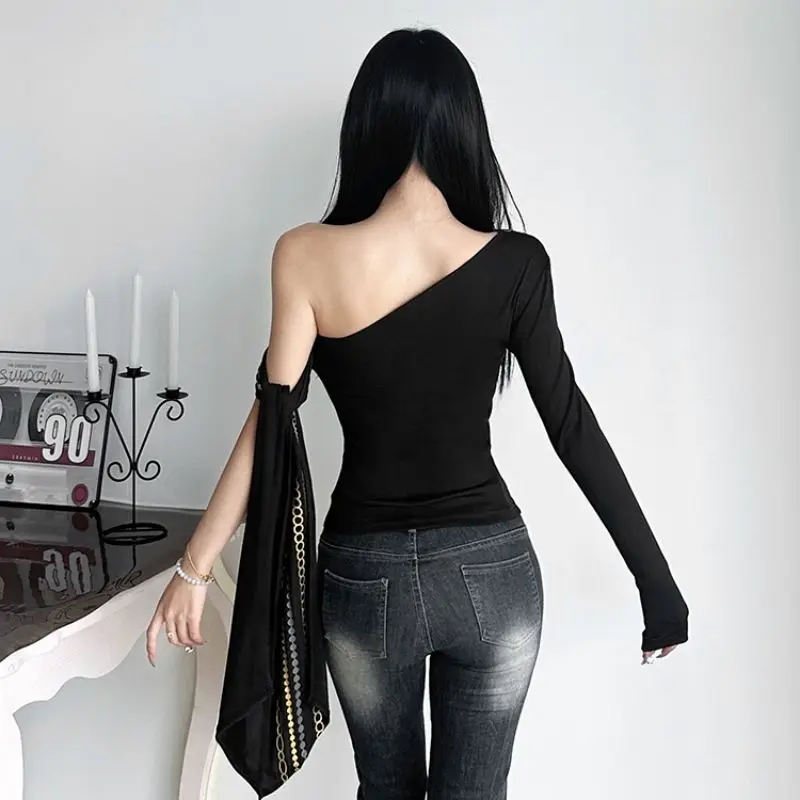 Chic Chain Printed Off-shoulder Streamer Off-shoulder T-shirt for Women's New Sexy Slim and Versatile Long-sleeved Top