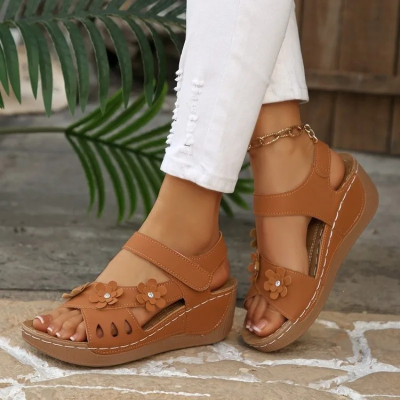 

Women's Flower Wedge Sandals Summer Platform Sandals Chunky Heel Open Toe Beach Shoes Casual Outdoor Sandals