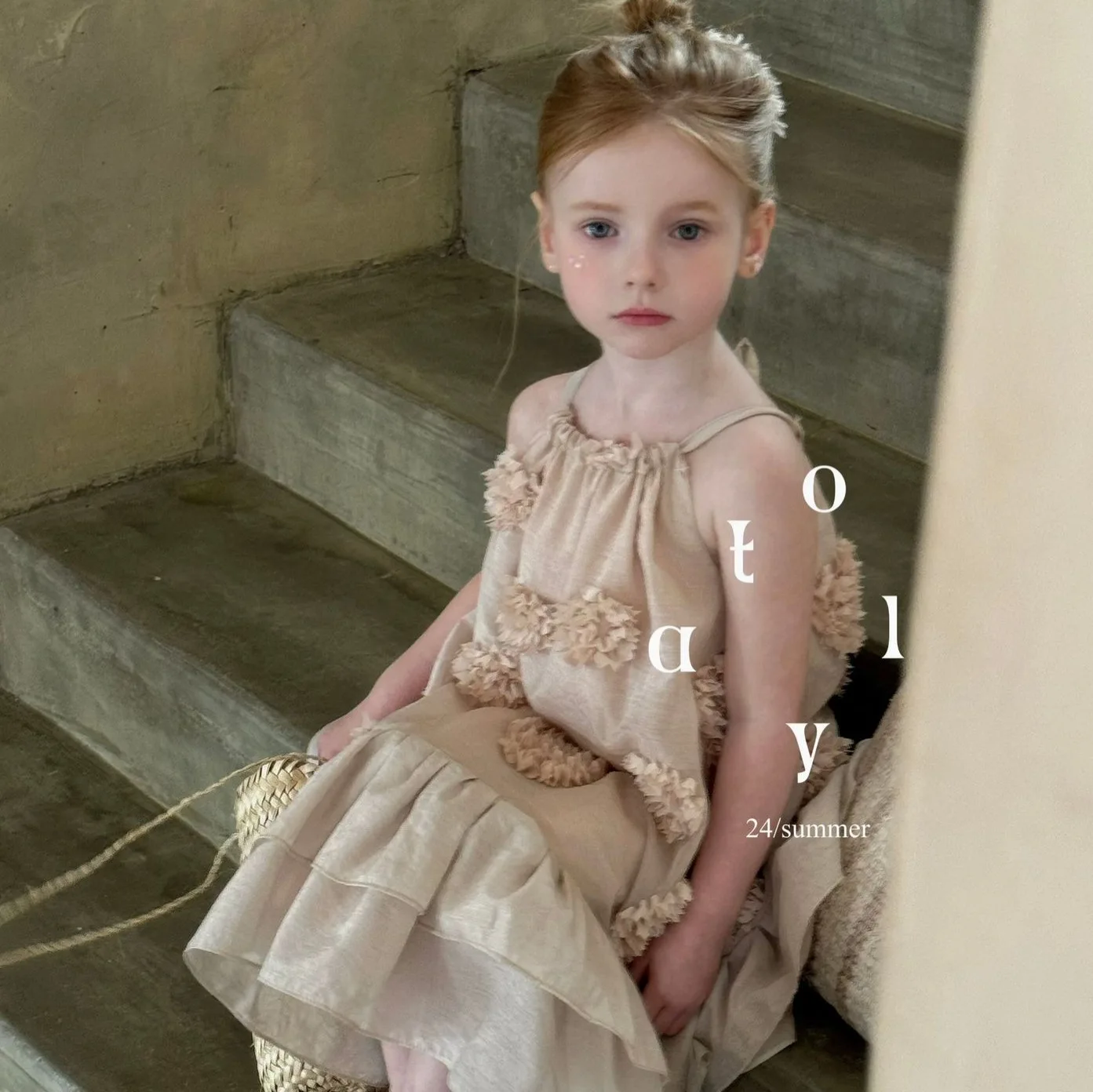 

Girls Casual Dresses Summer New Childrens Clothing Korean Girls Korean Girls Jacquard Sling Long Pleated simple 2025