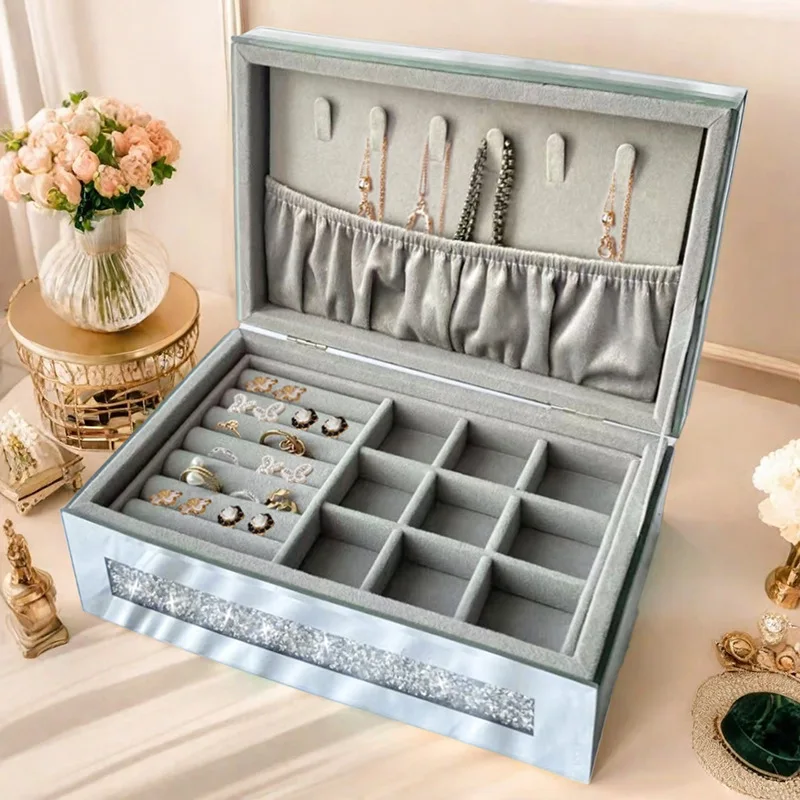 high-end exquisite stud earrings, rings, necklaces, high-end light luxury mirror storage box, gold.