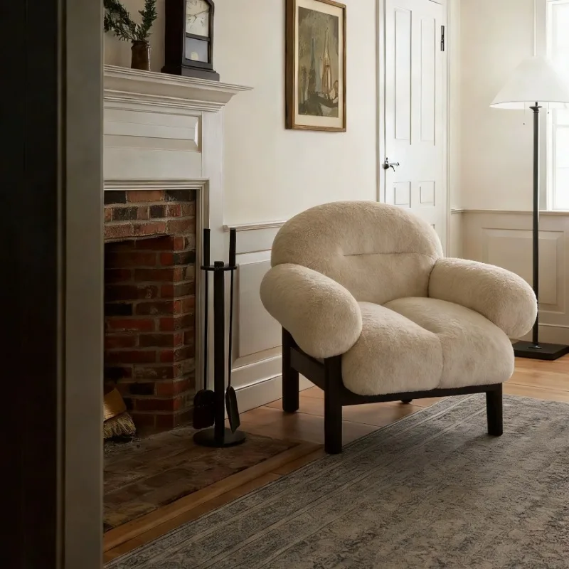 Vintage solid wood single lounge chair, leisure sofa hotel