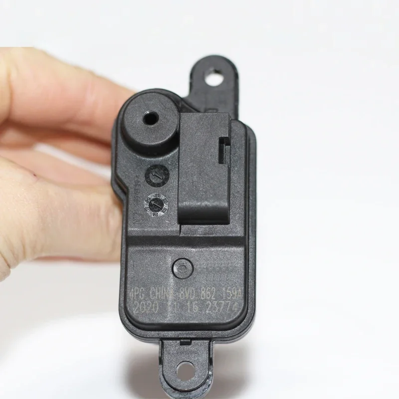 Trunk Lock Actuator Motor 8V0862159 8VD862159 4M0862153 8S0862153 Fuel Tank Motor For VW Octavia Jetta Tiguan Touran Touareg