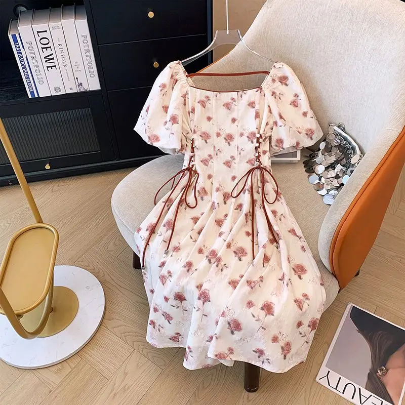 

2026 New Summer Plus Size Floral Dress Women Square Neck Puff Sleeves Tie Waist Slim Fit Elegant Midi Dress