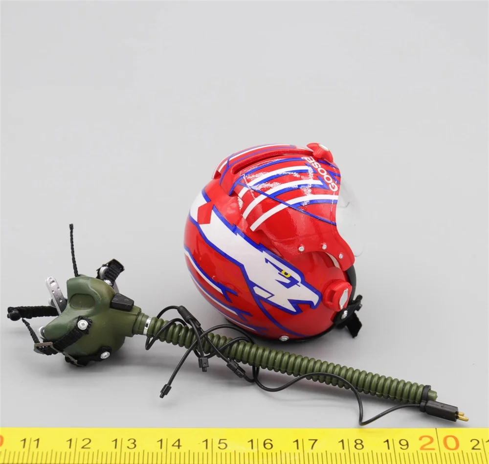 DID MA80182 US. Kask operacyjny żołnierza Piolet Czerwony srebrny kolor Zakładka dla psa Materiał PVC dla 12-calowej sceny lalki Element 1/6