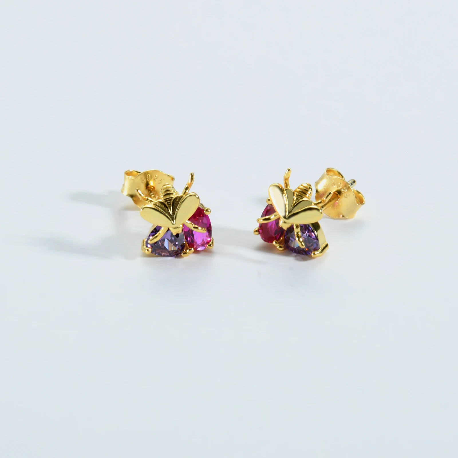 

VEWANT Новые серьги-гвоздики из стерлингового серебра 925 пробы с фиолетовым розовым сердцем, клипсы для пирсинга, женские роскошные ювелирные изделия