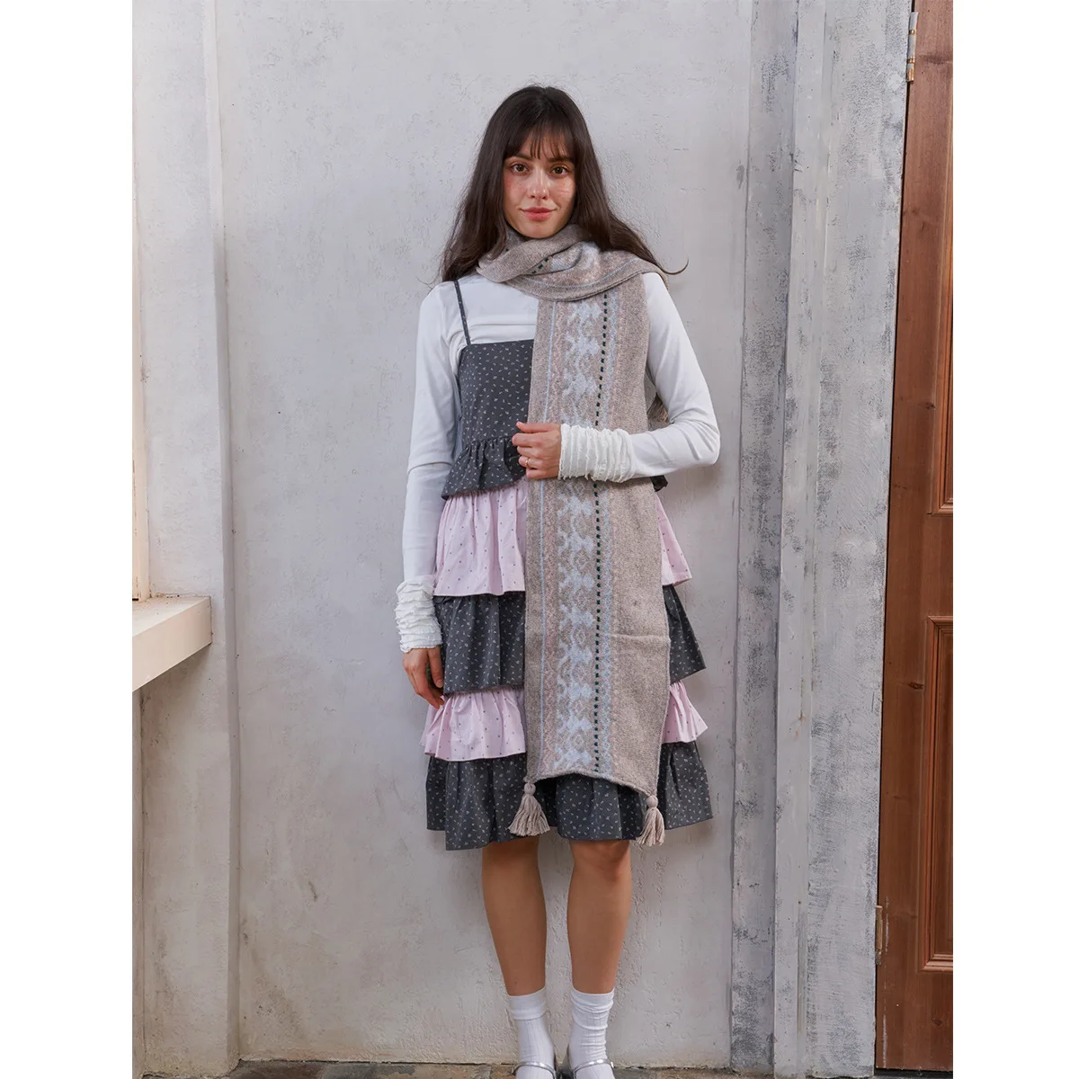 

Женский шарф в стиле ретро Fel Island с этническим узором, смешанная шерсть, 2022, зимний новый стиль, двусторонний жаккардовый теплый внешний воротник