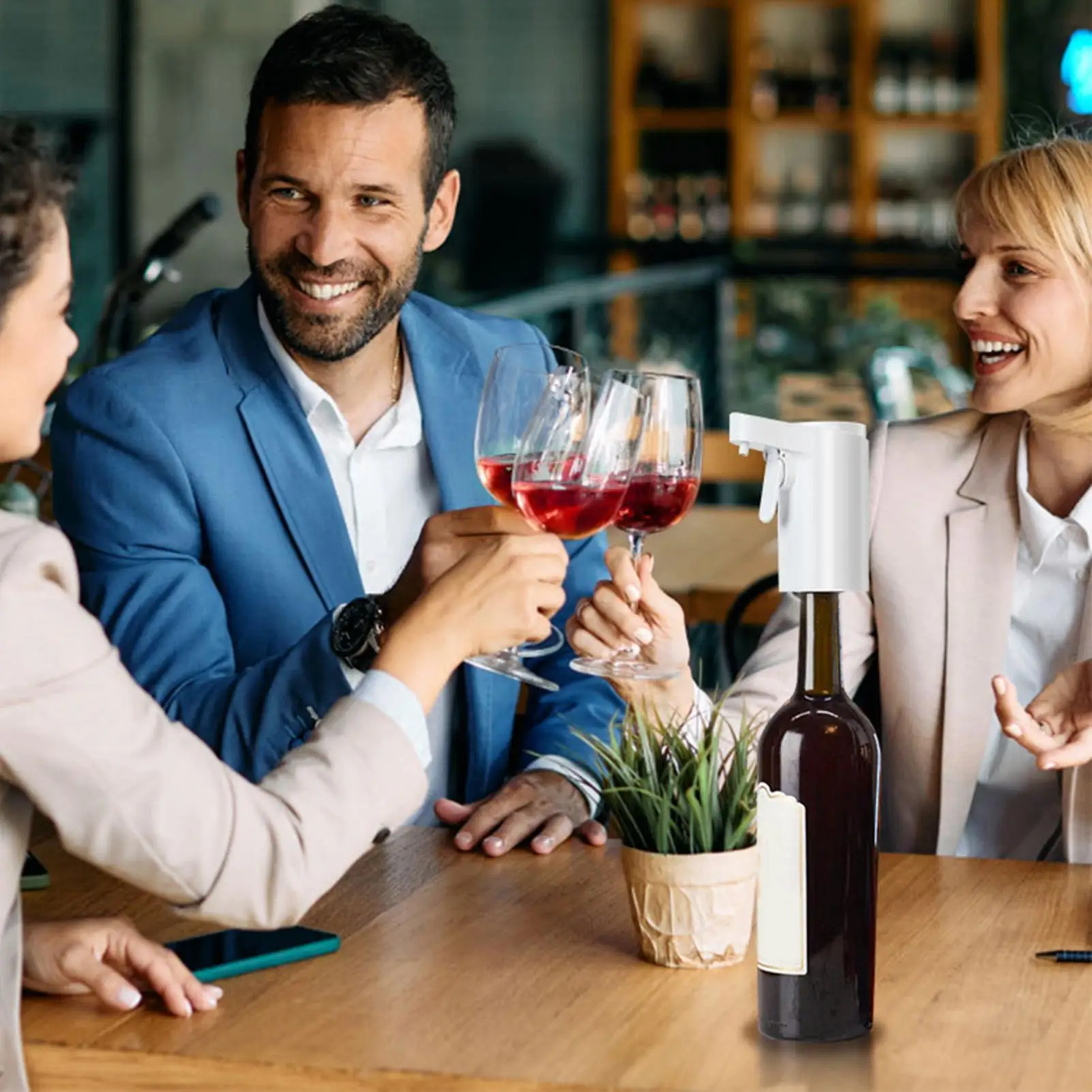 Wine Aerator Dispenser Smart Decanter Rechargeable Electric Wine Aerator Smart Whiskey Pourer For Home Bar Office Travel Camping