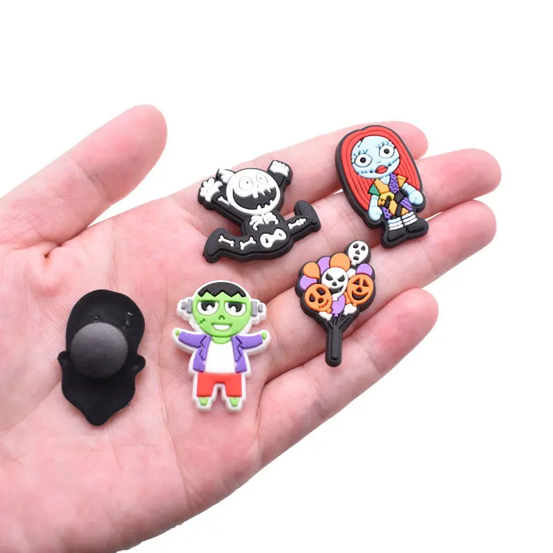 2/24pcs lot PVC Halloween shoe buckle charms accessories decorations for sandals sneaker clog wristbands scarf kids party gift