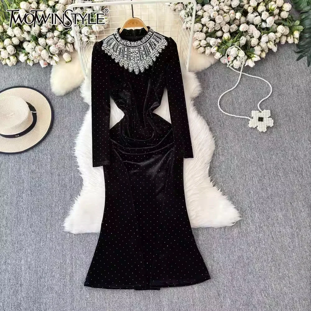 TWOTWINSTYLE Luxury Style Dress For Women O Neck Long Sleeve High Waist Spliced Pearls Temperament Dress Female New KDR524895