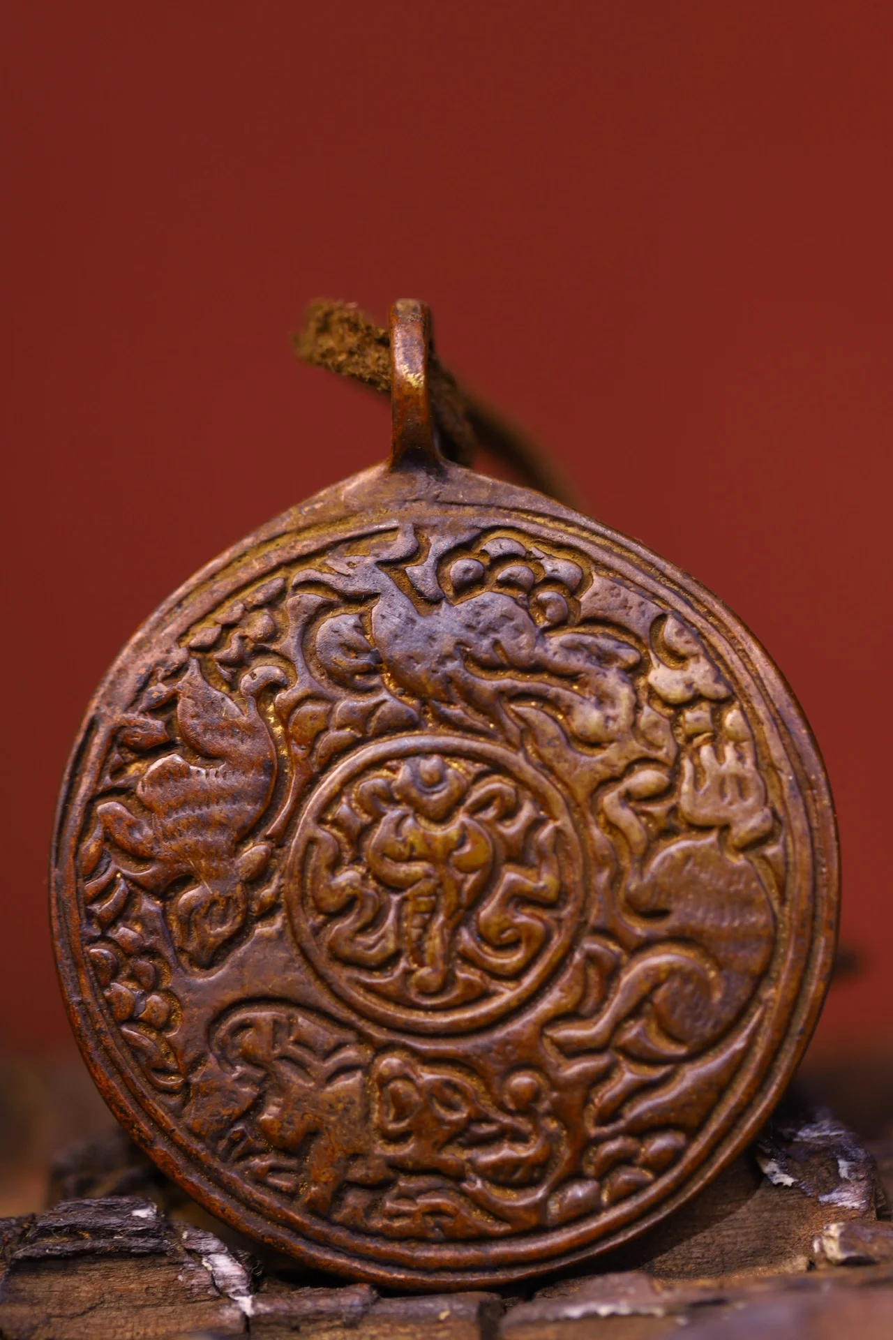 

3"Tibetan Temple Collection Old Bronze Cinnabar Guardian Beast of Four Directions Buddha Card Pendant Amulet Dharam