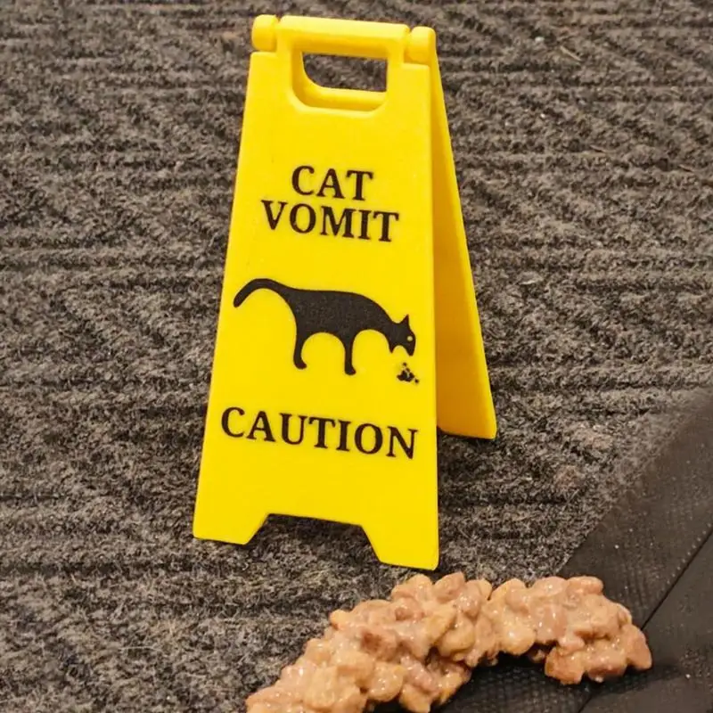 Small Cat Vomit Sign Garden Yard Warning Sign Pedestrians In Area Floor Sign Ornament Dog Vomit Caution Sign Funny Gifts