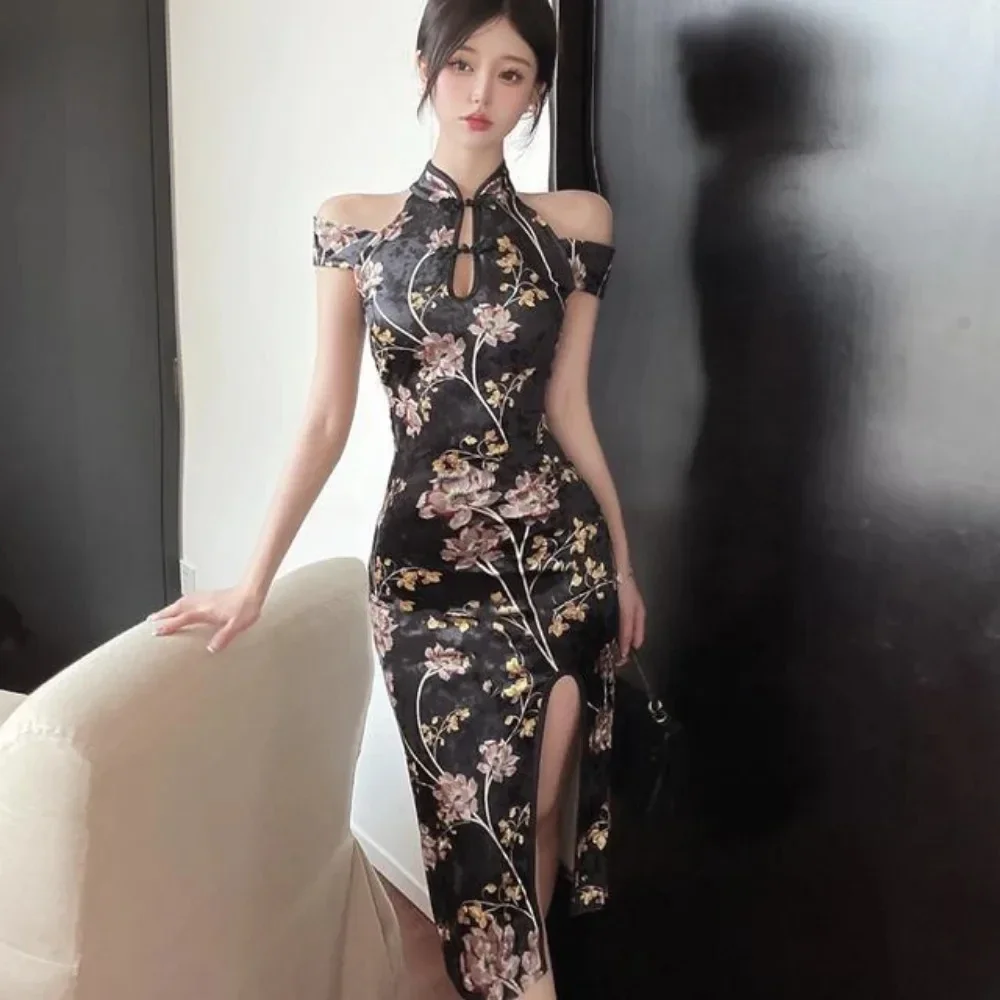 

Китайский улучшенный Cheongsam, легкий дизайн с открытыми плечами, поясная сумка, облегающее платье на бедрах, женское новое ретро-шинуазри, высокий смысл