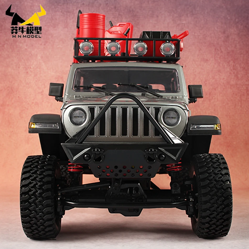 MN MODEL MN128 RC الزاحف 4x4 سيارة 2.4G تسلق عربات التي تجرها الدواب المهنية مع مصباح ليد سيارات التحكم عن بعد كاملة النطاق
