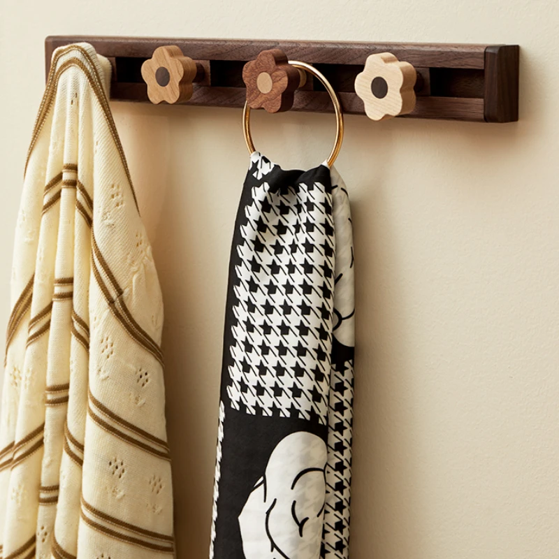 クリエイティブ無垢材コートフックスライド長列ハンガースムーズエッジ花玄関ラック頑丈なオーバードアオーガナイザー