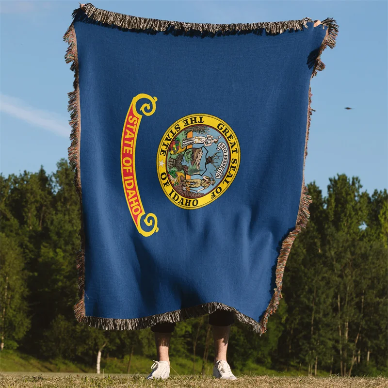 

Aertemisi Idaho United States of America Jacquard Fringed Woven Throw Blanket