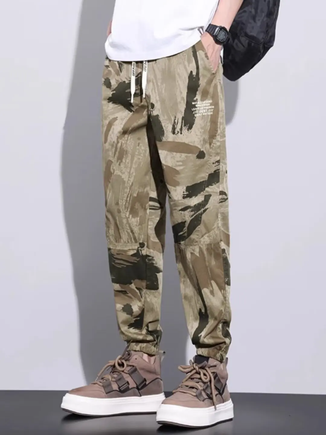 elastic waisted camouflage work pants for men and women, loose fitting ankle pants, running training casual sports pants