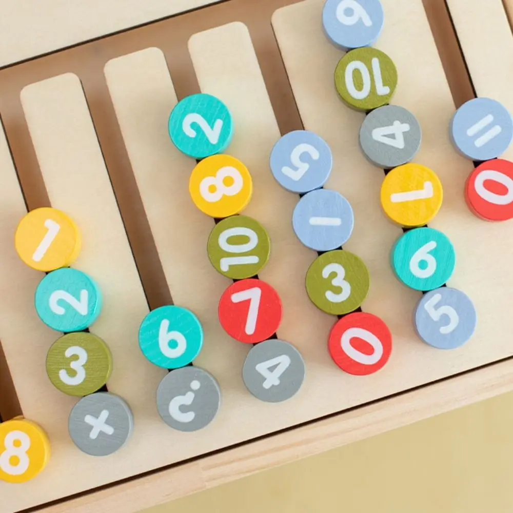 لغز شطرنج على الوجهين باللغة الإنجليزية بأرقام خشبية، أداة تعلم الرياضيات الكرتونية المحمولة للتفكير المنطقي من مونتيسوري