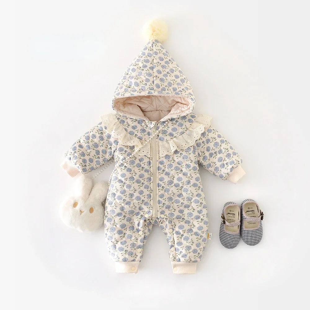 

Зимний комбинезон-человечек для новорожденных девочек с капюшоном, модель 2026 года, с цветочным принтом