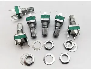 5 buah / lot Potensiometer vertikal tunggal RK097N Tertutup B1K B20K B50K B100K-B1M A10K A20K A0K A100K-A1M Pegangan 15MM Bunga 8 penjualan terbaik a20k - №