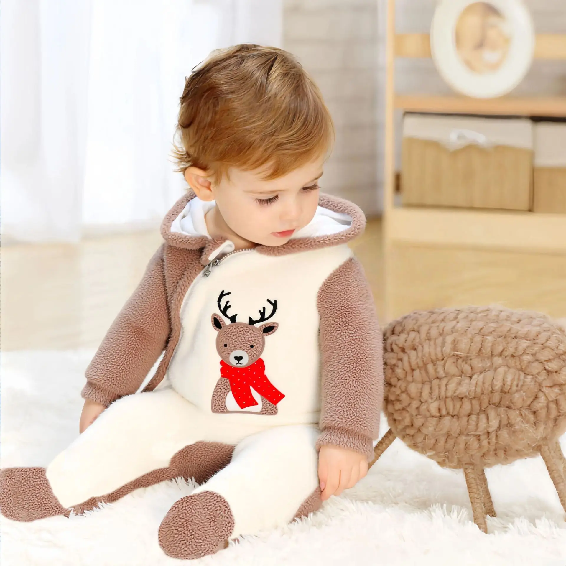 IYEAL الشتاء لينة الطفل السروال القصير الوليد بنين بنات عيد الميلاد الكرتون الصوف مع مقنعين وزرة الرضع